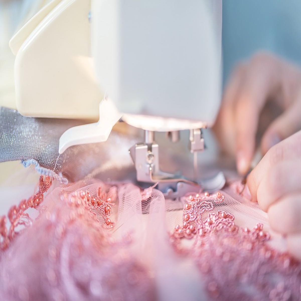 Hump Jumper Sewing Tool - A Must-Have for Jeans and Bags