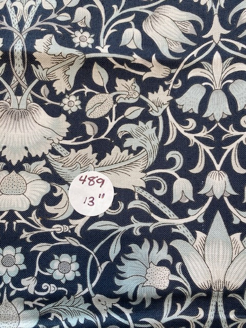 William Morris Cotton Remnant "Jasmine Aqua" 13" #489