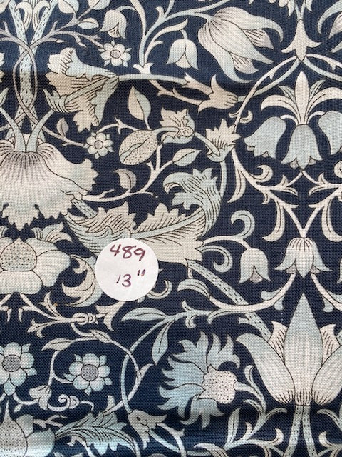 William Morris Cotton Remnant "Jasmine Aqua"  13" #489