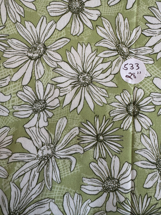 Remnant Quilting Cotton  "Daisies on Green" 28" #533