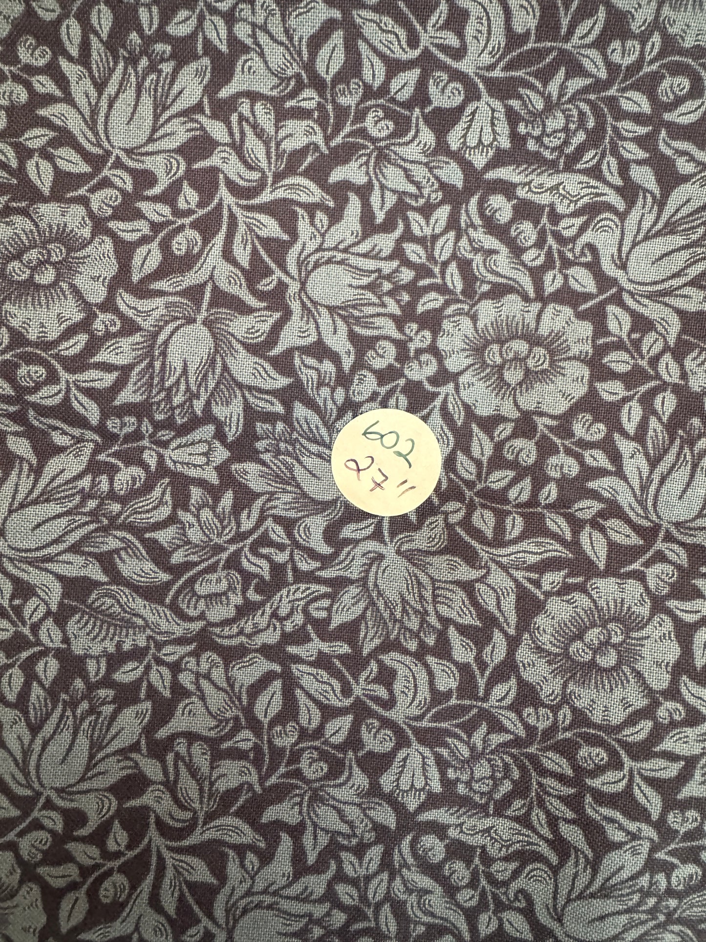 Remnant-William Morris Quilting Cotton "Mallow" 27" #602