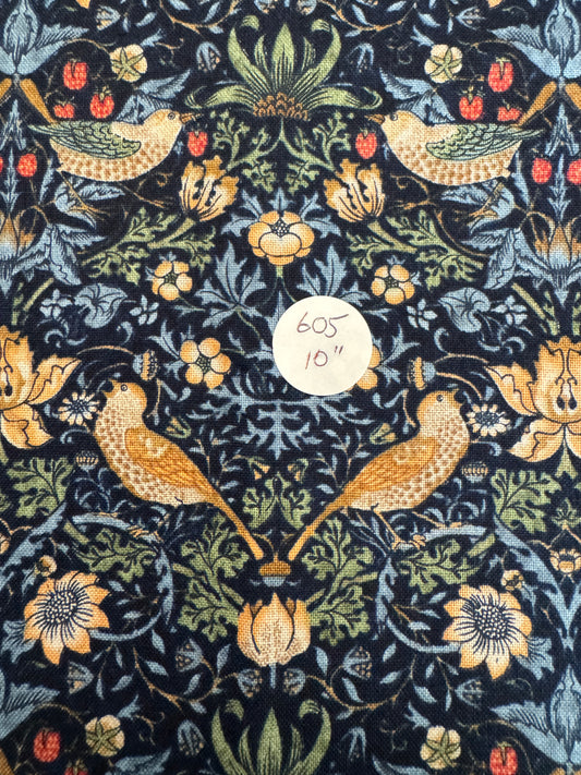Remnant -William Morris Cotton- "Strawberry Thief" 10" #605
