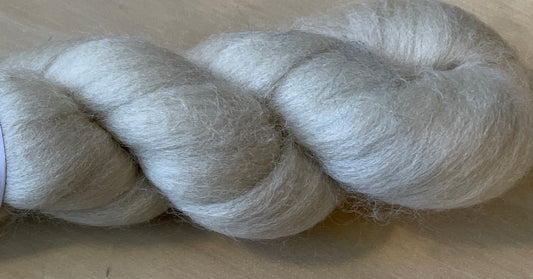 100% Merino Wool Roving - Parchment